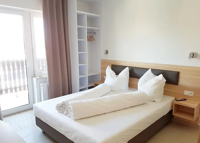 Izba U Jedrusia Rum i privatbostad Karwia